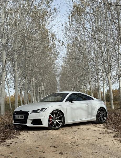 Audi TTS coupe 8S Black Edition (2017)