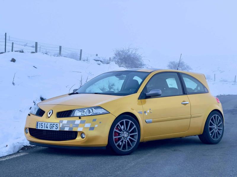 Renault Megane r26 f1 team (2008)