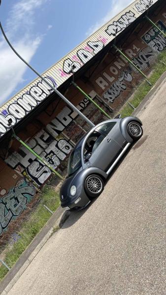 Volkswagen New Beetle (2003)