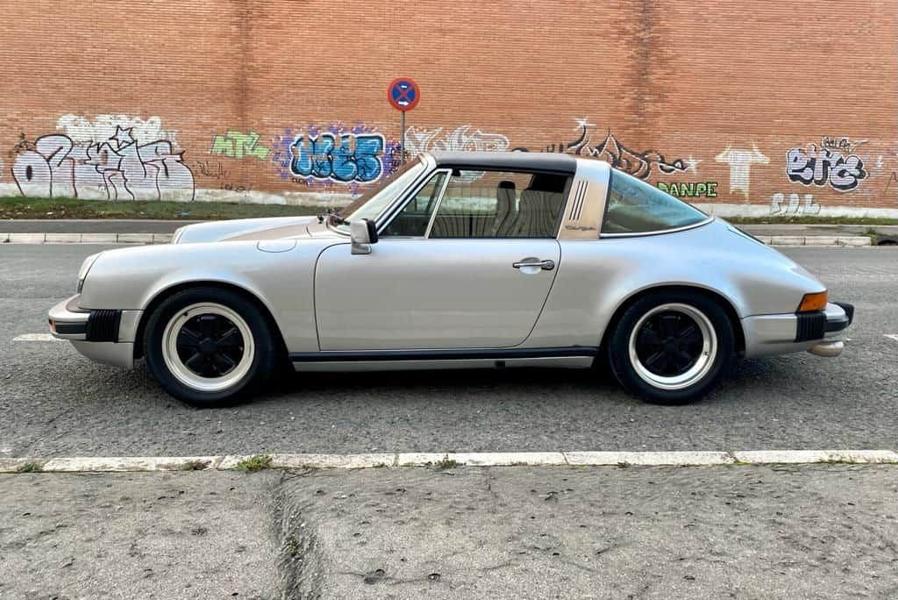 Porsche 911 SC (1979)