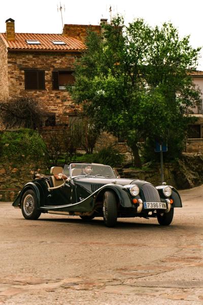 Morgan 44 (2007)