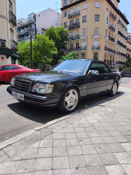 Mercedes-Benz W124 Cabriolet (1993)