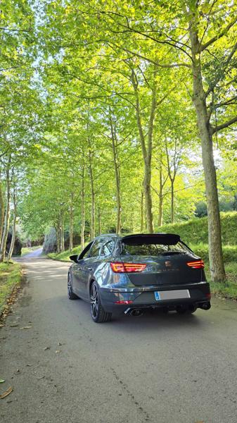 SEAT Leon cupra st (2020)