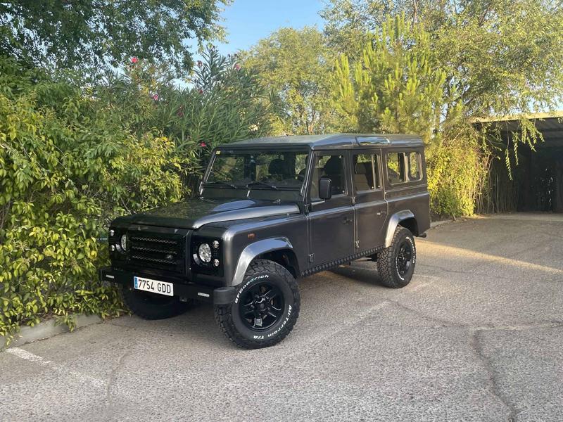 Land Rover Defender (2008)