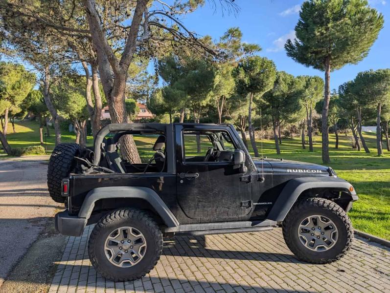 Jeep Wrangler JK Rubicon Soft top Version USA (2015)