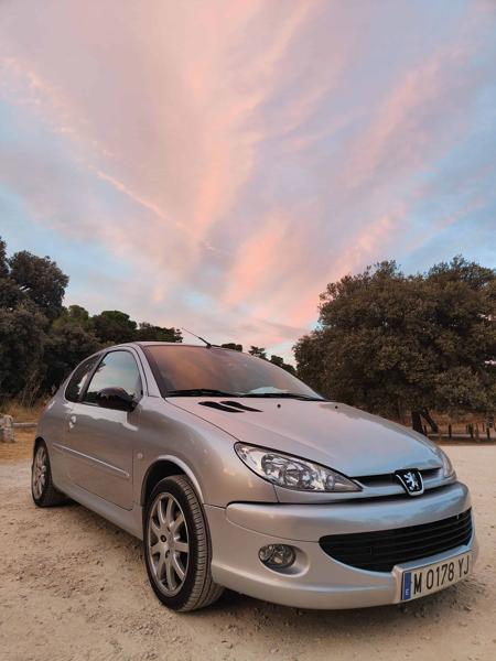 Peugeot 206 GT (1999)