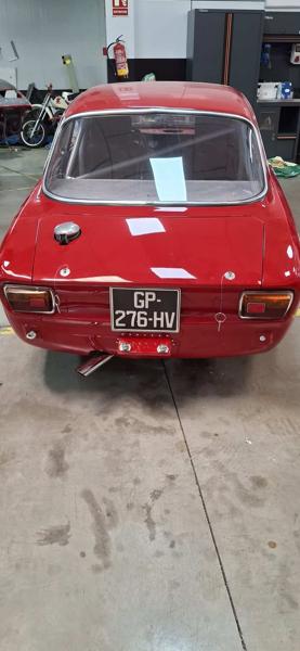 Alfa Romeo Giulia sprint gt (1965)