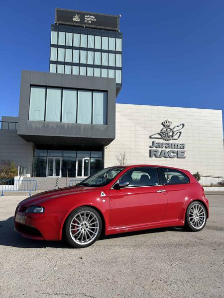 Alfa Romeo 147 GTA (2004)