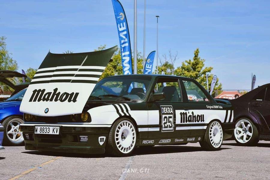 BMW E30 (1990)