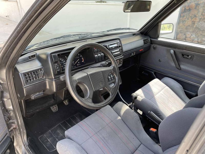 Volkswagen Golf GTI 16v (1989)