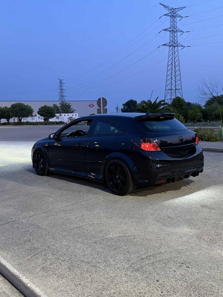 Opel Astra OPC (2006)