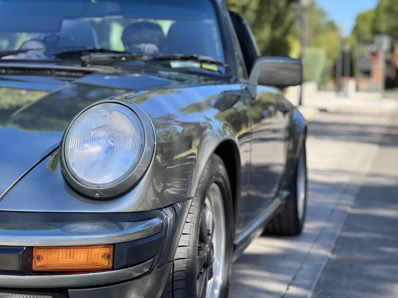 Porsche 911 Carrera Targa (1987)