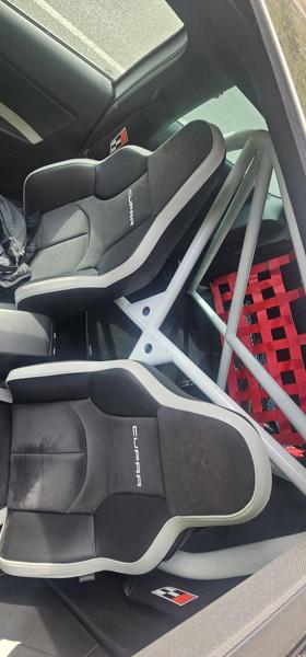 SEAT Leon Cupra SC (2016)