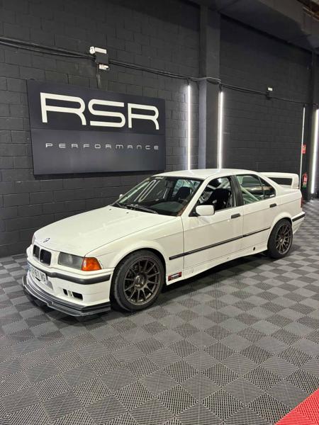 BMW 325i e36 (1994)