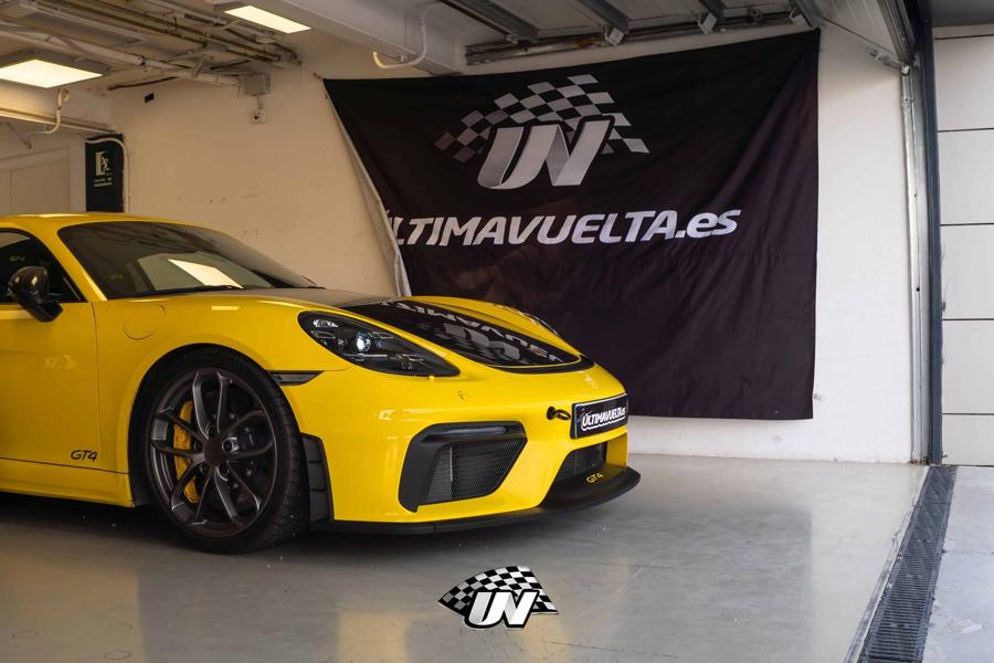 Porsche GT4 Porsche (2021)