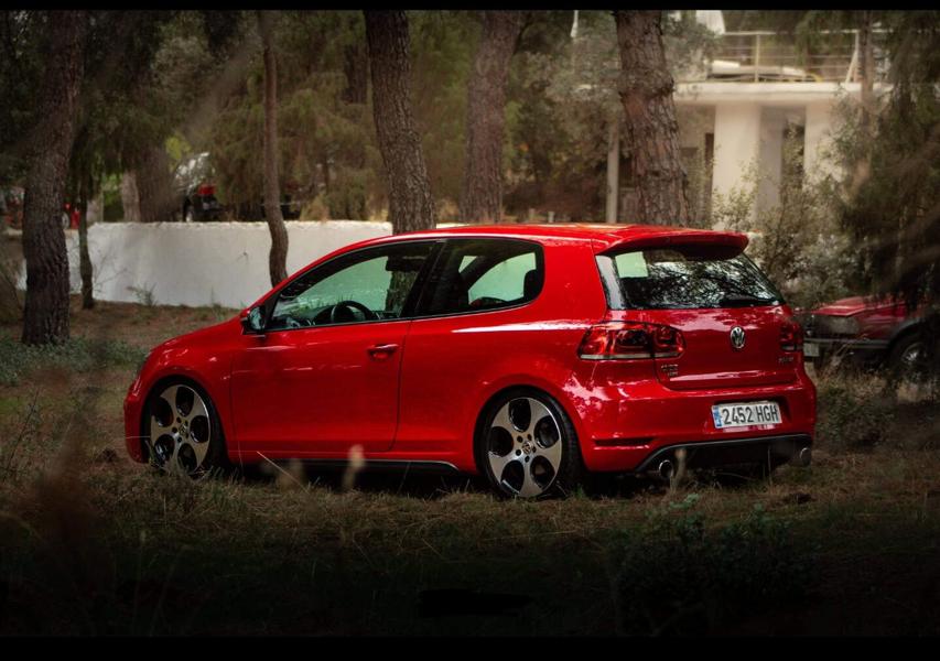 Volkswagen Golf GTI (2011)