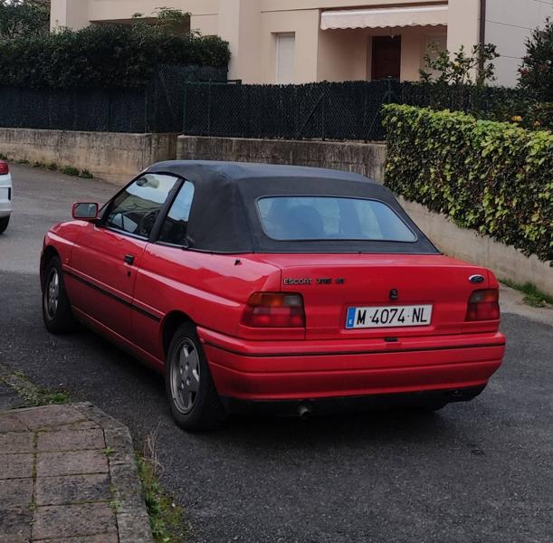 Ford Escort XR3i Cabrio (1990)