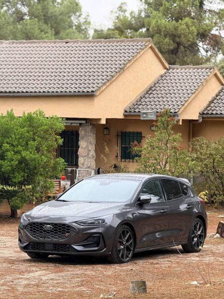 Ford Focus ST 2025 (2025)